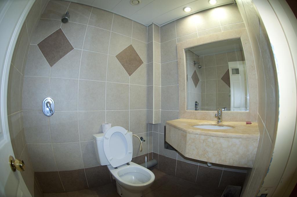 Faulty Towers Hotel เอลัต ห้อง รูปภาพ