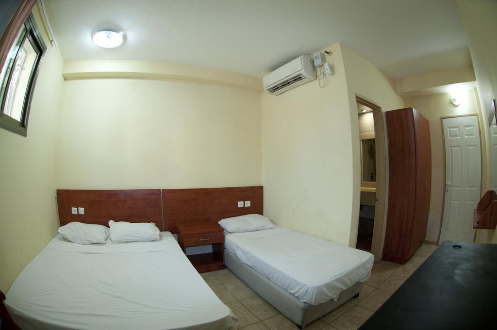 Faulty Towers Hotel เอลัต ห้อง รูปภาพ